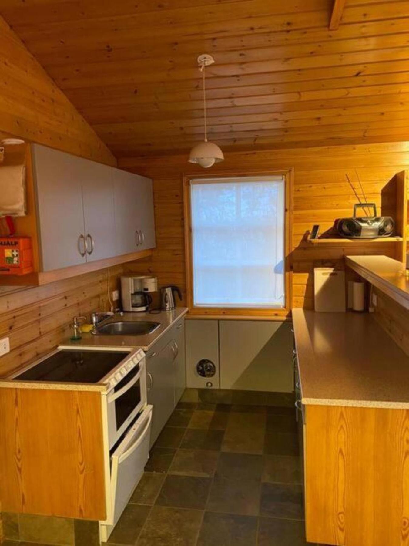 Cozy 2 Bedroom Cottage With Hot Tub อาคูเรย์รี ภายนอก รูปภาพ